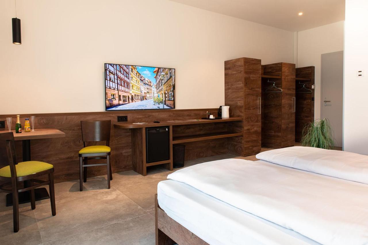 Hotel Gruene Elster Fuerth Ngoại thất bức ảnh